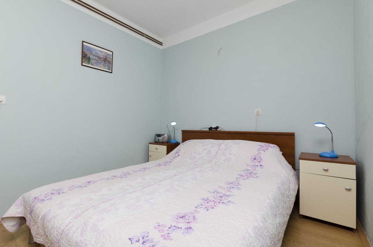 Apartments Luka Рогозница Экстерьер фото